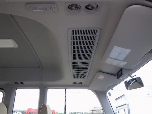 トヨタ コースター SKG-XZB70(2WD)の写真33