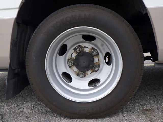 トヨタ コースター SKG-XZB70(2WD)の写真45