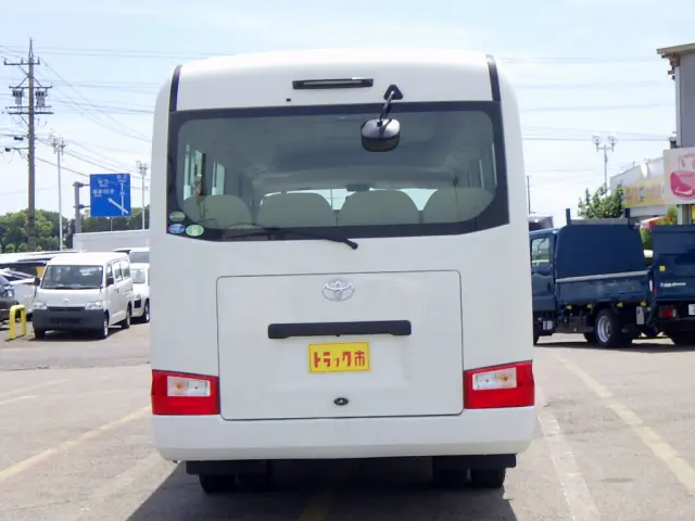トヨタ コースター 2DG-XZB70(2WD)の写真6