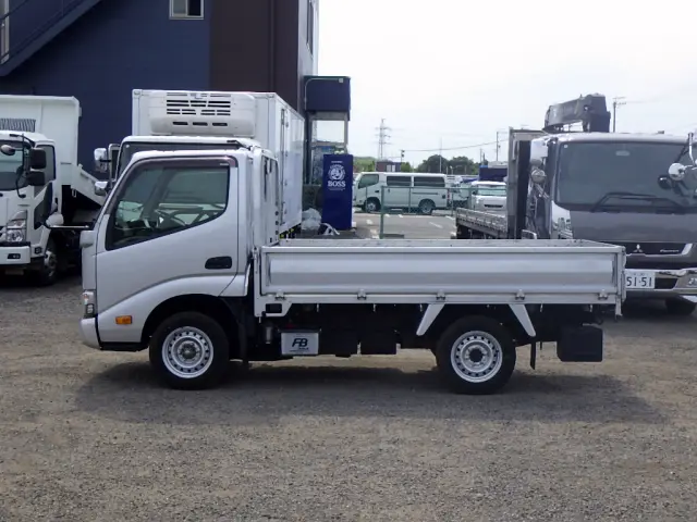 トヨタ ダイナ LDF-KDY271(4WD)の写真4