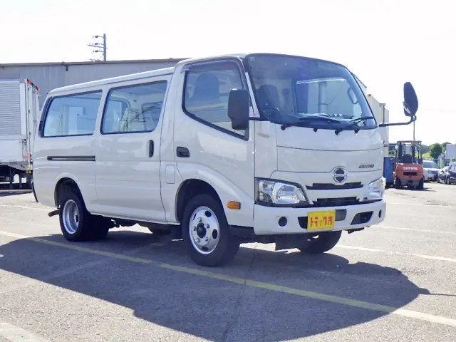 日野 デュトロ TPG-XZC605Y(2WD)の写真8