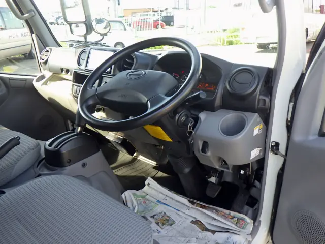 日野 デュトロ TPG-XZC605Y(2WD)の写真28