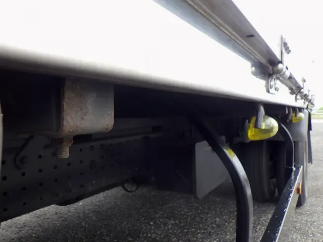 三菱 キャンター 2RG-FEB20(2WD)の写真30