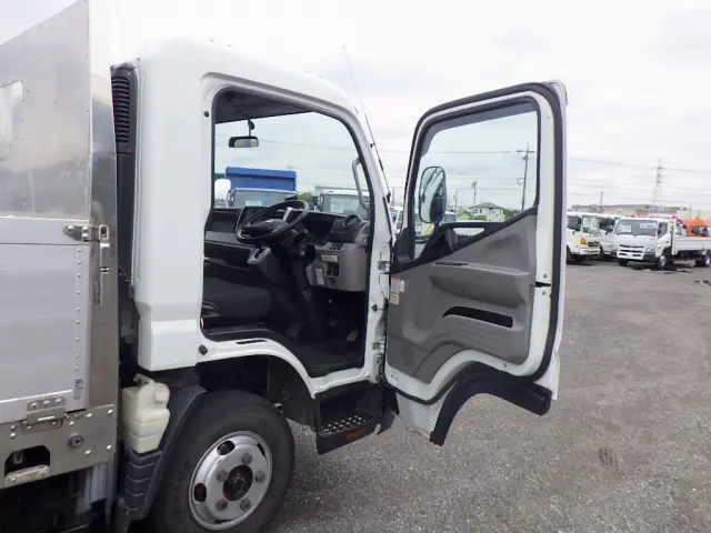 三菱 キャンター 2RG-FEB20(2WD)の写真33