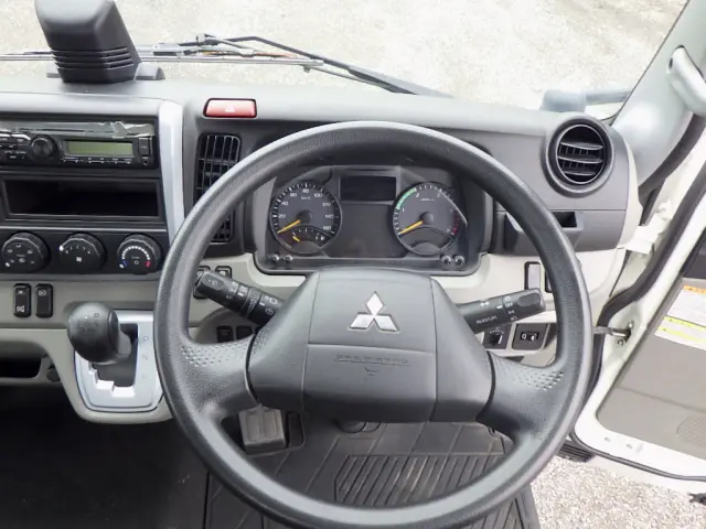 三菱 キャンター 2RG-FEB20(2WD)の写真36