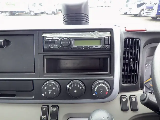 三菱 キャンター 2RG-FEB20(2WD)の写真39