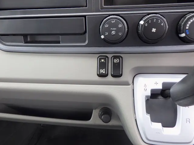 三菱 キャンター 2RG-FEB20(2WD)の写真42