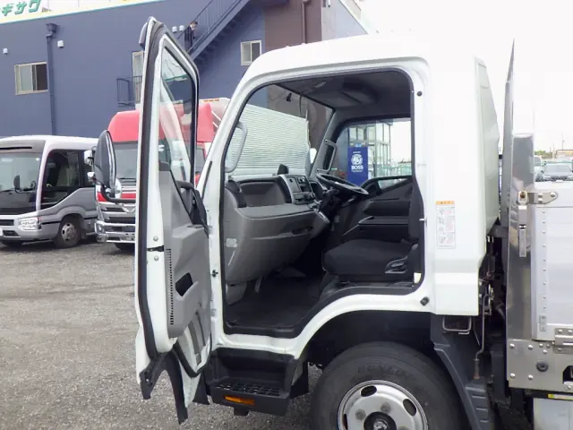 三菱 キャンター 2RG-FEB20(2WD)の写真47