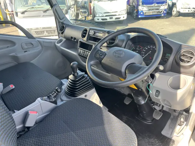 日野 デュトロ 2KG-XZU605M(2WD)の写真12