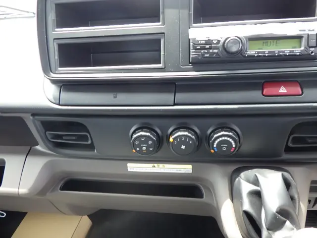 三菱 キャンター 2RG-FEB80(2WD)の写真17