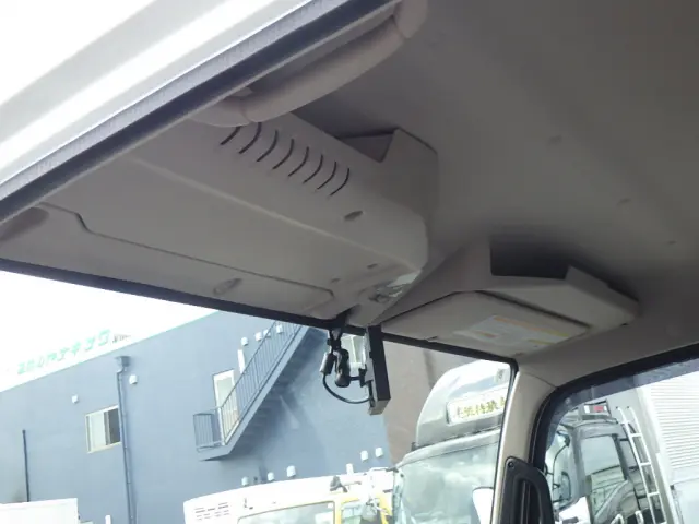 三菱 キャンター 2RG-FEB80(2WD)の写真22