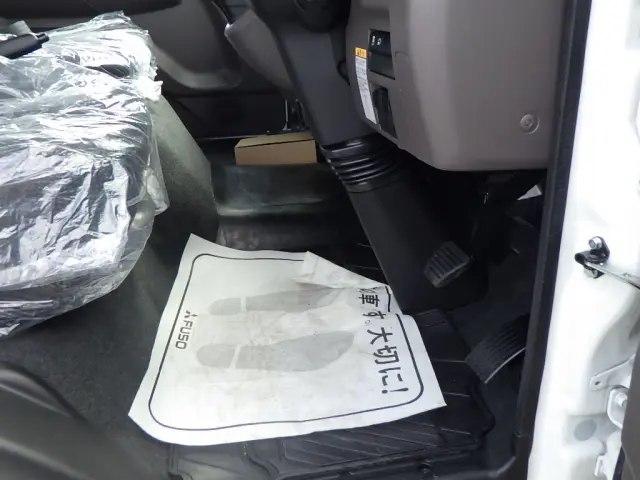 三菱 キャンター 2RG-FEB80(2WD)の写真48