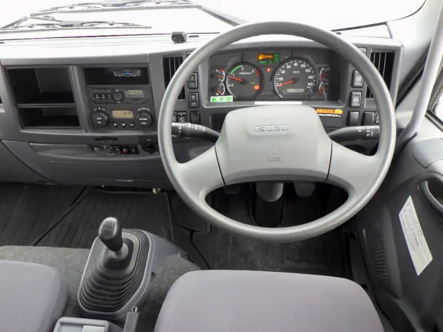 いすゞ フォワード 2RG-FRR90S2(2WD)の写真34