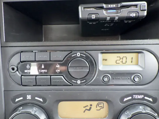 いすゞ フォワード 2RG-FRR90S2(2WD)の写真37