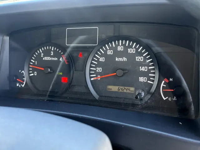 いすゞ エルフ TPG-NMR85AN(2WD)の写真32
