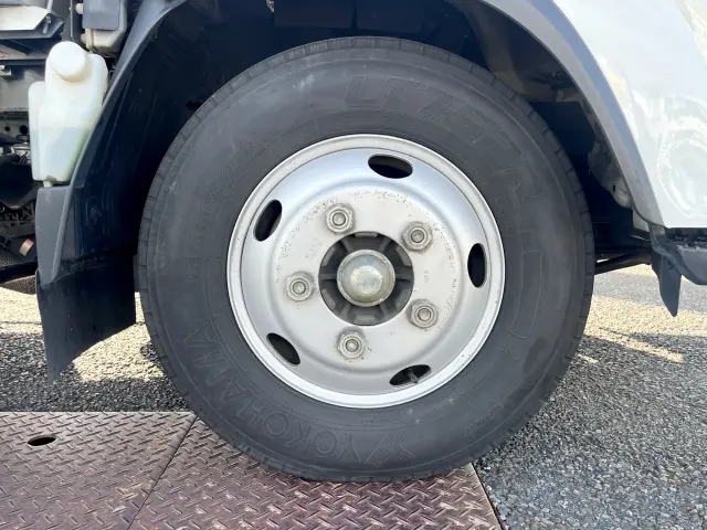 いすゞ エルフ TPG-NMR85AN(2WD)の写真38