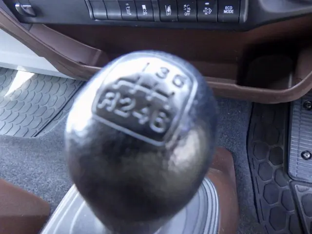 日野 レンジャー 2PG-FD2ABG(2WD)の写真43