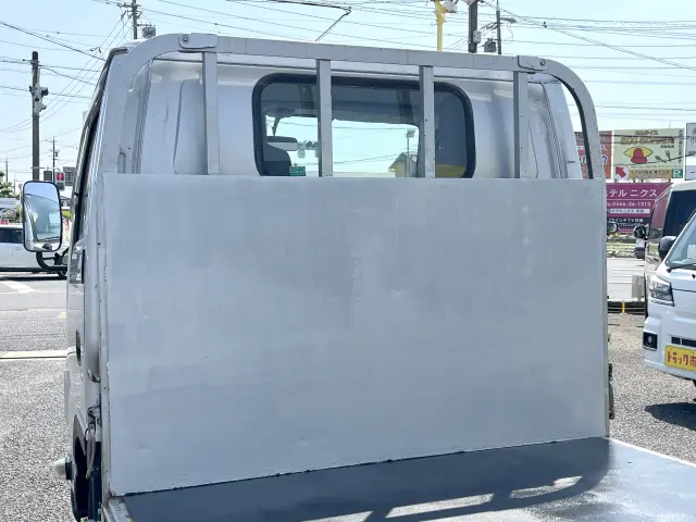 いすゞ エルフ TRG-NJR85A(2WD)の写真10