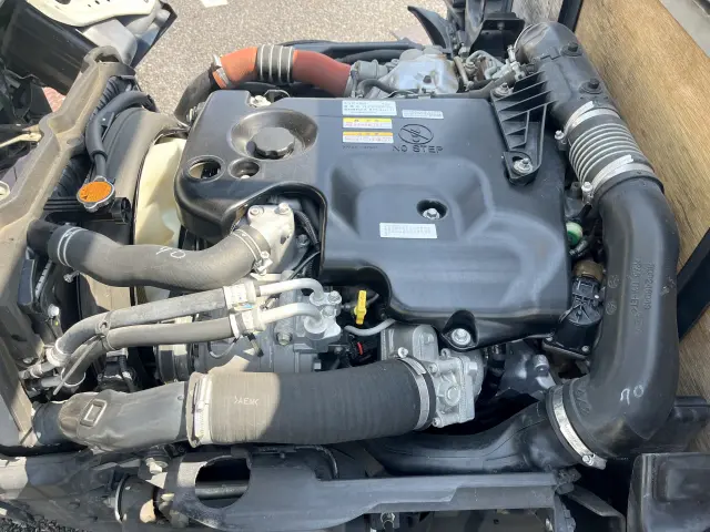 いすゞ エルフ TRG-NJR85A(2WD)の写真27