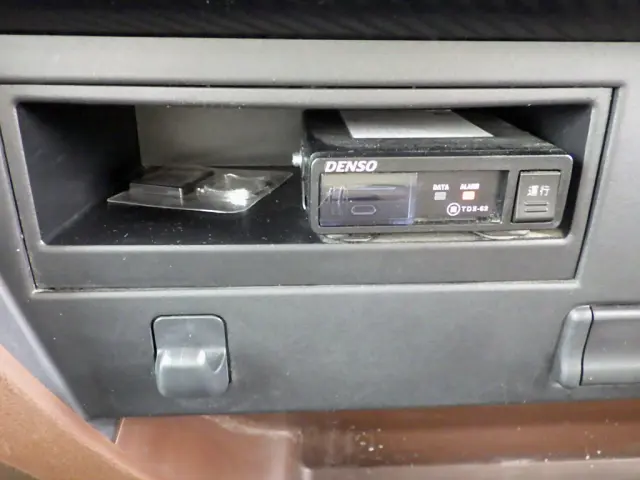日野 レンジャー 2DG-GC2ABA(2WD)の写真23