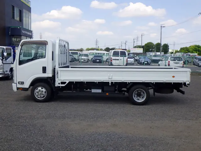 いすゞ エルフ 2RG-NPS88AR(4WD)の写真4