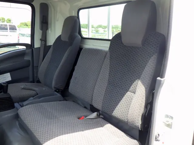 いすゞ エルフ 2RG-NPS88AR(4WD)の写真11