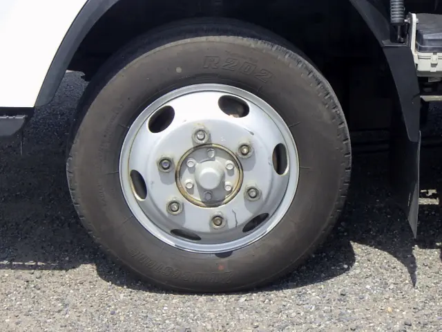 いすゞ エルフ 2RG-NPS88AR(4WD)の写真27