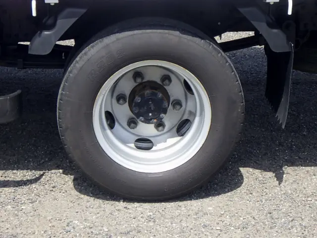 いすゞ エルフ 2RG-NPS88AR(4WD)の写真28