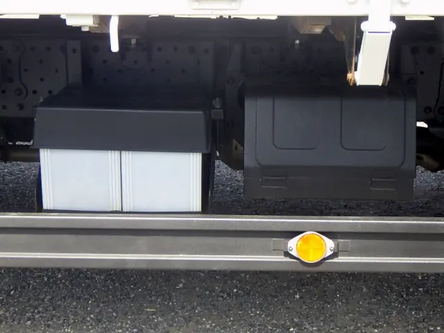 いすゞ エルフ 2RG-NPS88AR(4WD)の写真45