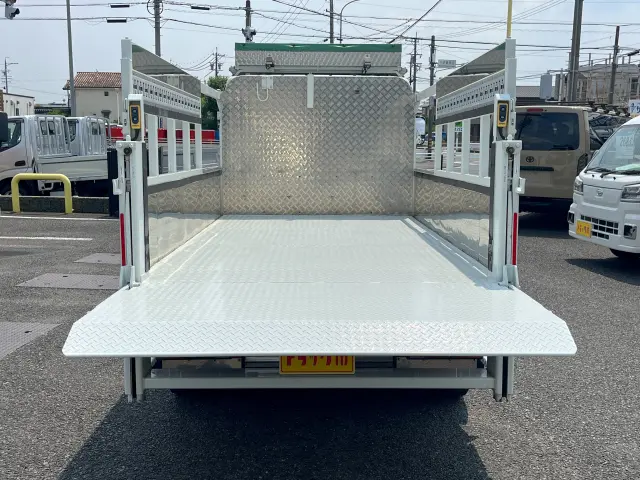 三菱 キャンター 2RG-FDA50(4WD)の写真6
