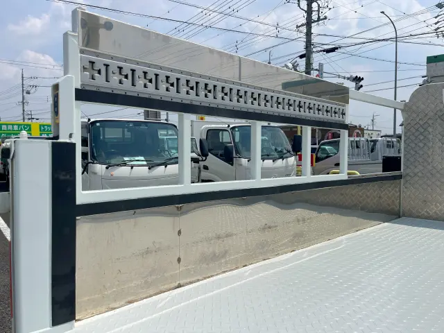 三菱 キャンター 2RG-FDA50(4WD)の写真9