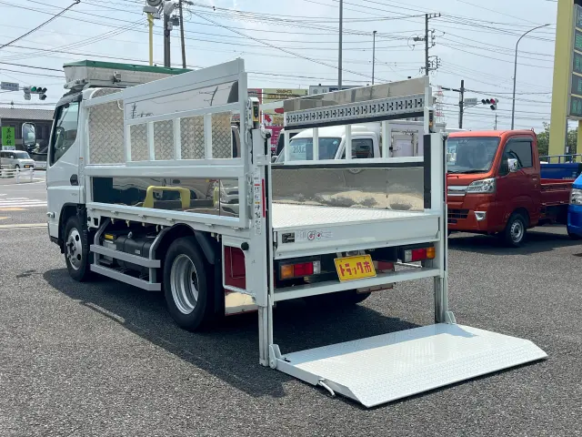 三菱 キャンター 2RG-FDA50(4WD)の写真16