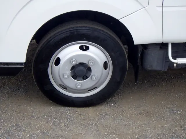 日産 アトラス SKG-TZ3F24(2WD)の写真28