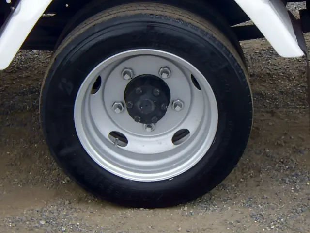 日産 アトラス SKG-TZ3F24(2WD)の写真29