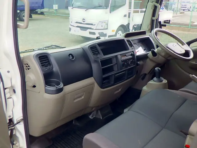 日産 アトラス SKG-TZ3F24(2WD)の写真40