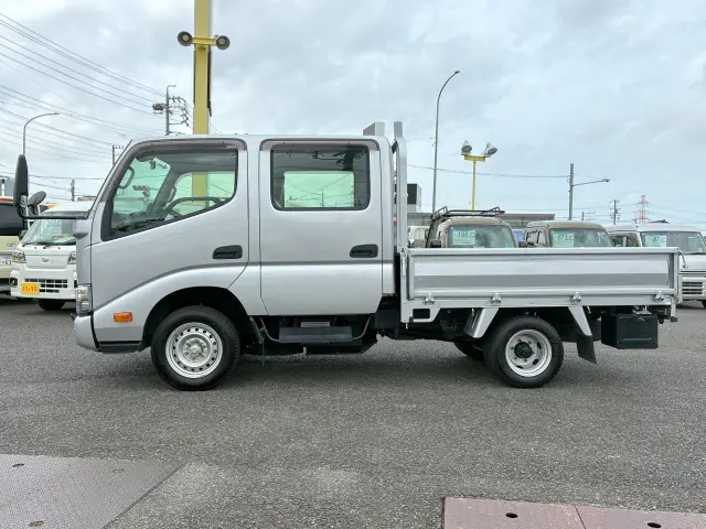 トヨタ ダイナ 3BF-TRY230(2WD)の写真3