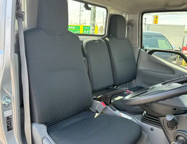 トヨタ ダイナ 3BF-TRY230(2WD)の写真13