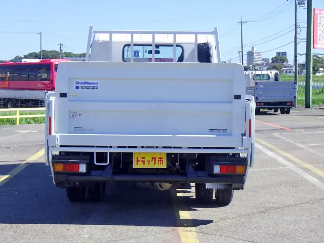 日産 アトラス TRG-FEB2W(2WD)の写真6