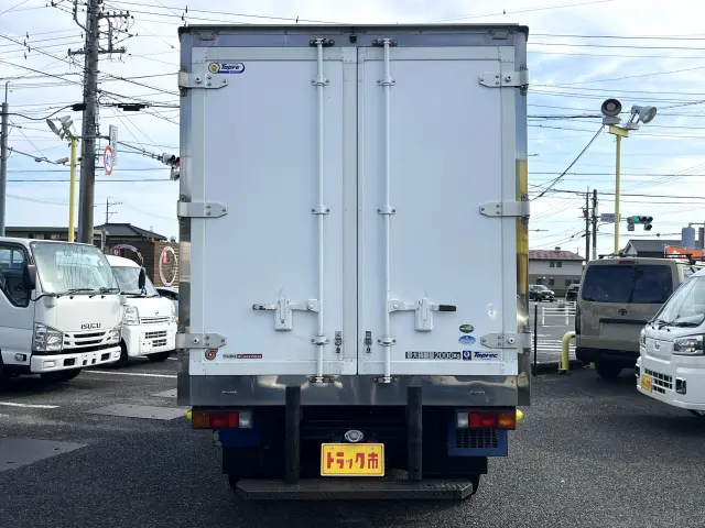 三菱 キャンター TPG-FBA50(2WD)の写真6