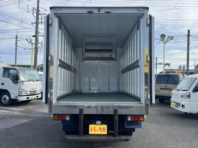 三菱 キャンター TPG-FBA50(2WD)の写真7