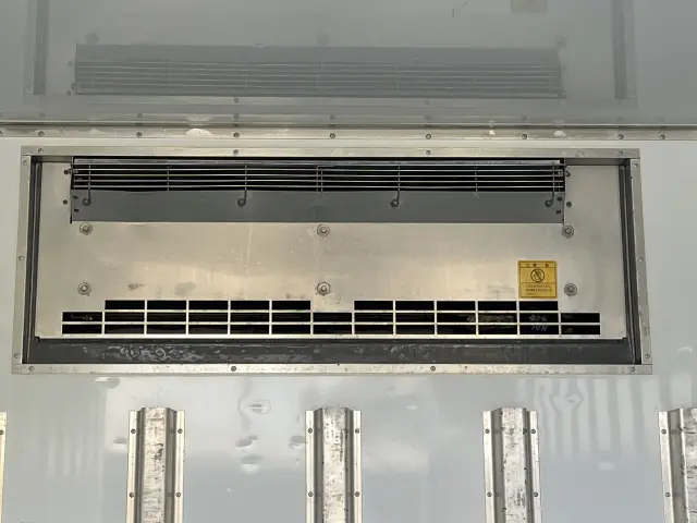 三菱 キャンター TPG-FBA50(2WD)の写真12