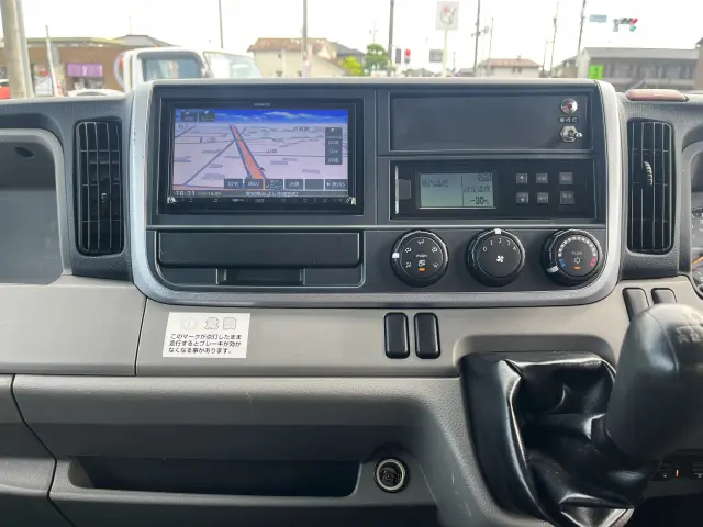 三菱 キャンター TPG-FBA50(2WD)の写真26