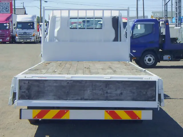 三菱 キャンター 2PG-FED90(2WD)の写真7