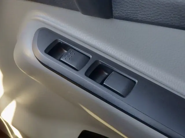 三菱 キャンター 2PG-FED90(2WD)の写真17
