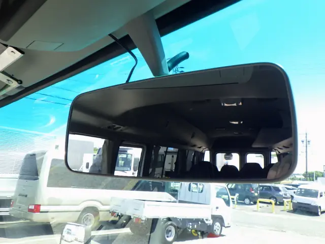 トヨタ コースター SDG-XZB50(2WD)の写真25