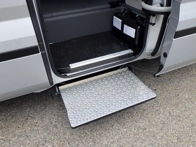 トヨタ コースター 2WG-GDB110(2WD)の写真13