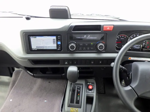 トヨタ コースター 2WG-GDB110(2WD)の写真29