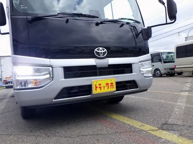 トヨタ コースター 2WG-GDB110(2WD)の写真43