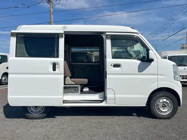 日産 クリッパーバン HBD-DR17V(4WD)の写真6