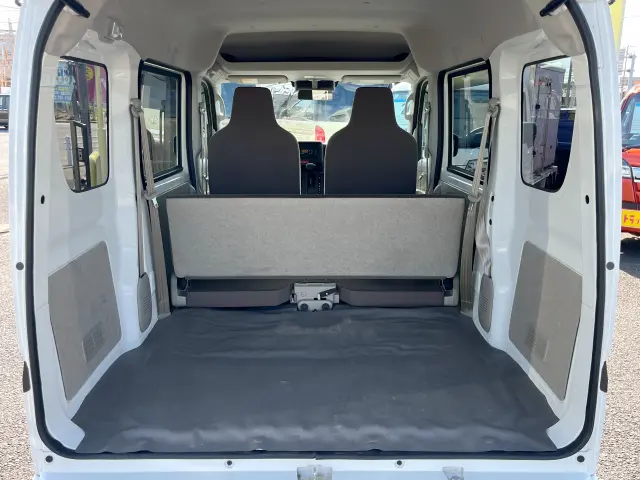 日産 クリッパーバン HBD-DR17V(4WD)の写真9